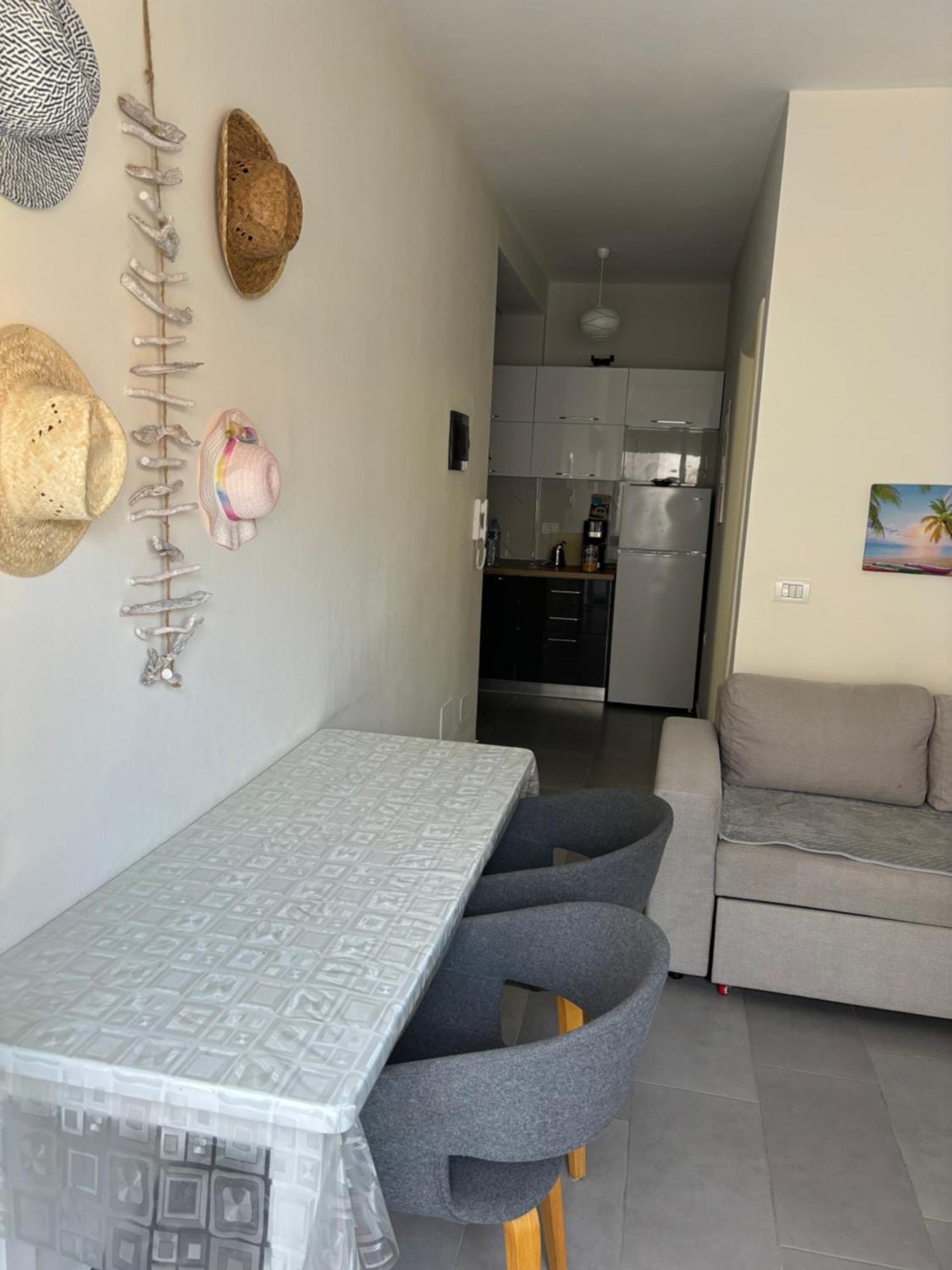 Apartament Kris In Durres Plazh Dış mekan fotoğraf